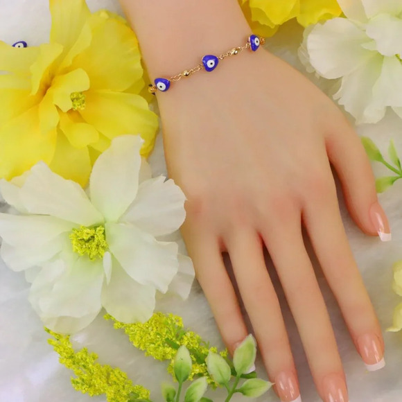 Minimalist Bracelet, Sleek & Modern Design, Women’s Fashion, YC110078-B - Picture 4 of 10